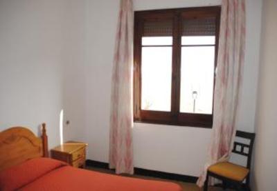фото отеля Hostal Victoria Tossa de Mar