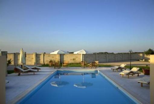 фото отеля Li Campi Restaurant & Resort