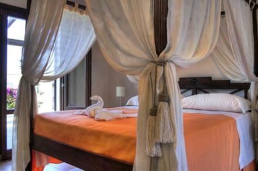 фото отеля Li Campi Restaurant & Resort