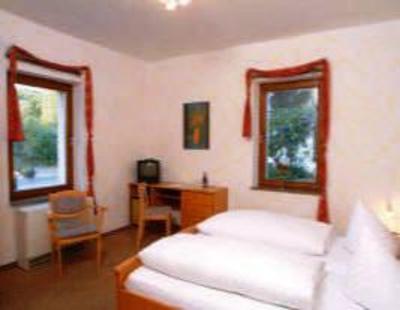 фото отеля Dresdner Hohe Hotelpension