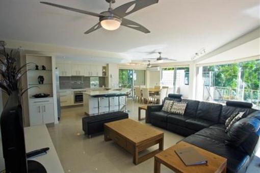 фото отеля The Cove Resort Noosa