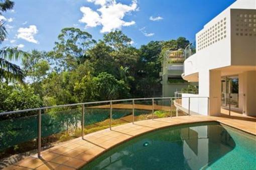 фото отеля The Cove Resort Noosa