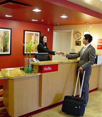 фото отеля TownePlace Suites Overland Park