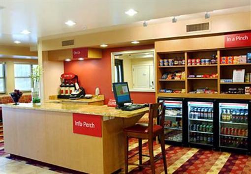 фото отеля TownePlace Suites Overland Park
