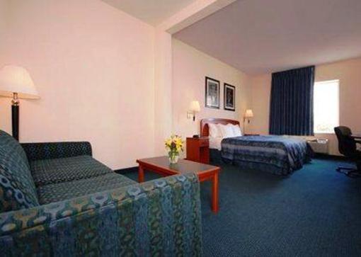 фото отеля Sleep Inn & Suites Danville (Virginia)