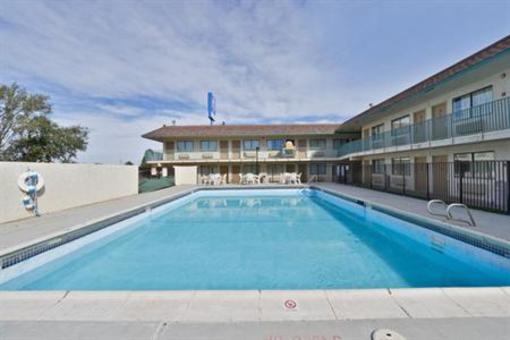 фото отеля Americas Best Value Inn - Amarillo East Grand Street