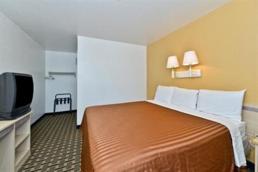 фото отеля Americas Best Value Inn - Amarillo East Grand Street