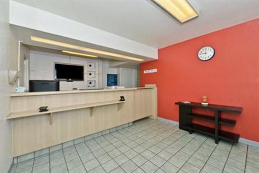 фото отеля Americas Best Value Inn - Amarillo East Grand Street