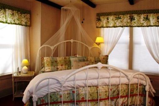 фото отеля Taylor House Inn