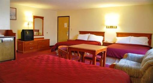 фото отеля Hollywood Inn Express LAX