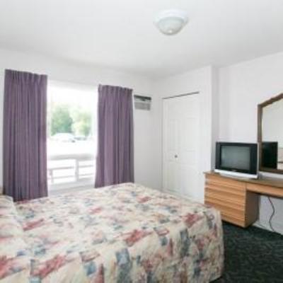 фото отеля Bowmont Motel