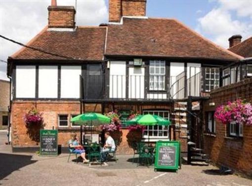 фото отеля Bull Hotel Halstead