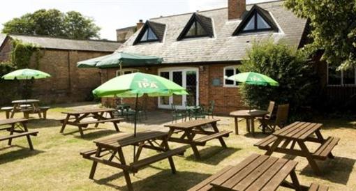 фото отеля Bull Hotel Halstead