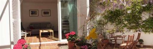 фото отеля Apartamentos Casa La Glicinia