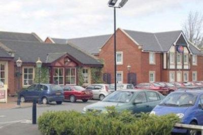 фото отеля Innkeepers Lodge Strathclyde Park