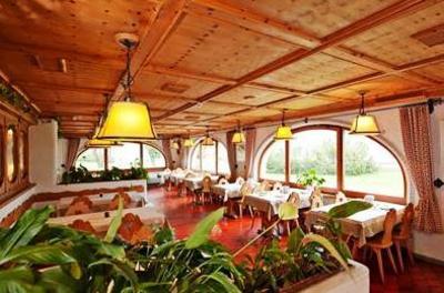 фото отеля Apparthotel St. Moritz Chesa Silva