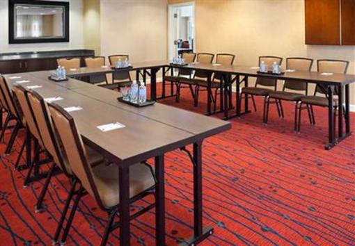 фото отеля Residence Inn Atlanta Airport North/Virginia Avenue
