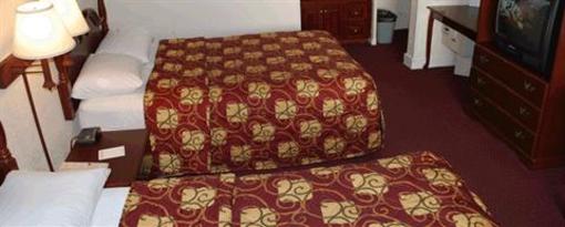 фото отеля Royal Clipper Inn and Suites