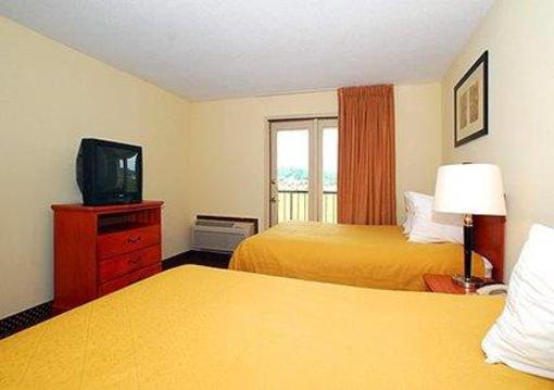 фото отеля Quality Inn & Suites River Suites