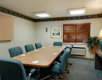 фото отеля Baymont Inn & Suites Tulsa
