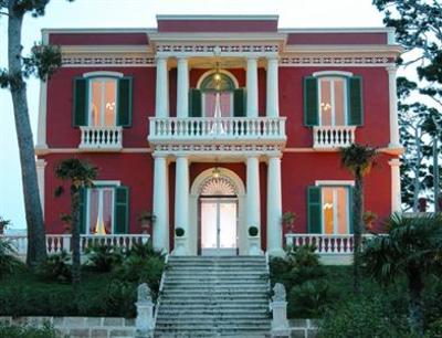 фото отеля Hotel Villa dei Pini