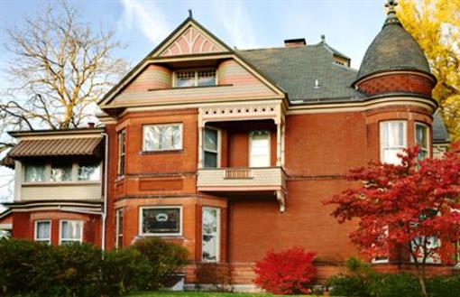 фото отеля Philip W. Smith Bed and Breakfast