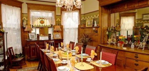 фото отеля Philip W. Smith Bed and Breakfast