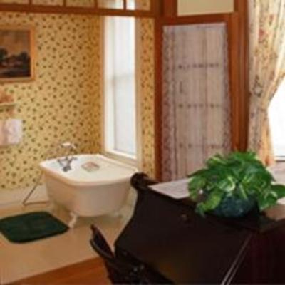 фото отеля Philip W. Smith Bed and Breakfast