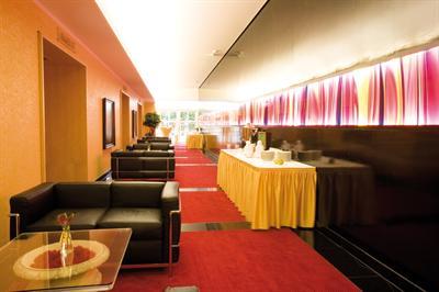 фото отеля Derag Livinghotel Maximilian