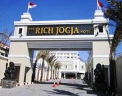 фото отеля The Rich Jogja