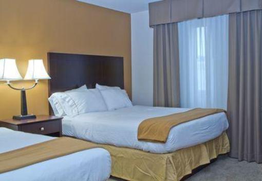 фото отеля Holiday Inn Express Wisconsin Dells