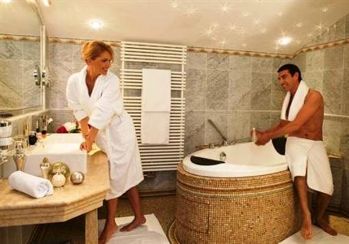 фото отеля Wellnesshotel Schwarzbrunn