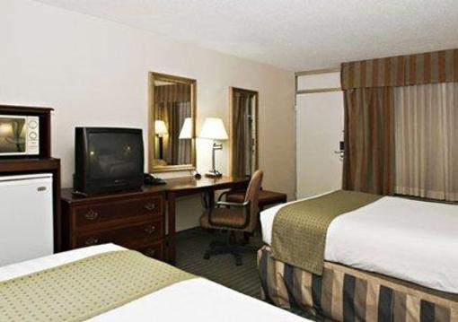 фото отеля Clarion Inn Fredericksburg