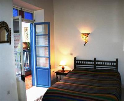фото отеля Hotel Les Matins Bleus