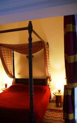 фото отеля Hotel Les Matins Bleus