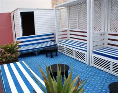 фото отеля Hotel Les Matins Bleus