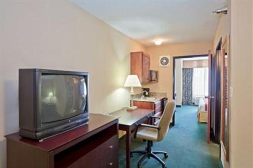 фото отеля Holiday Inn Express Liberal