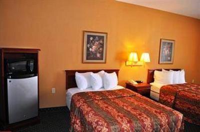 фото отеля Best Western Plus Savannah Airport Inn & Suites