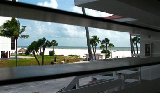 фото отеля Carousel Inn Fort Myers Beach