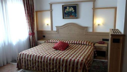 фото отеля Hotel Bucaneve