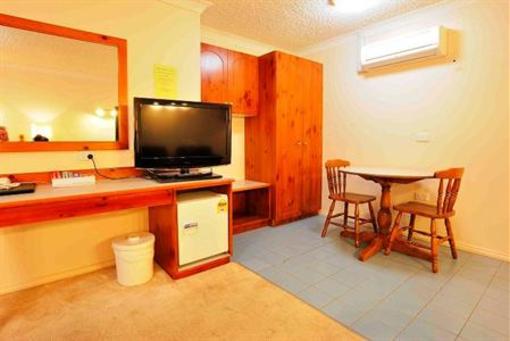 фото отеля Country Comfort Tumut Valley Motel