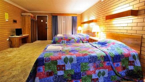 фото отеля Country Comfort Tumut Valley Motel