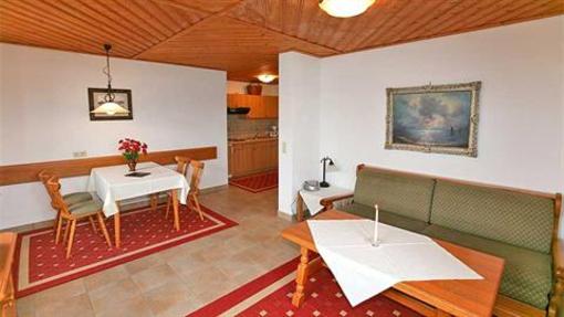 фото отеля Seehotel Hartung & Ferienappartements