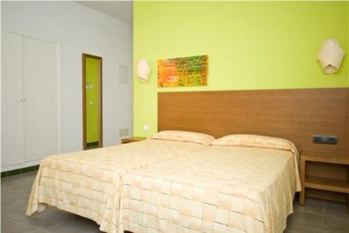 фото отеля Es Mitjorn Hotel Ibiza