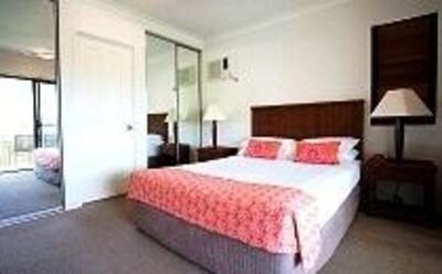 фото отеля Seaforth Apartments Trinity Beach Cairns