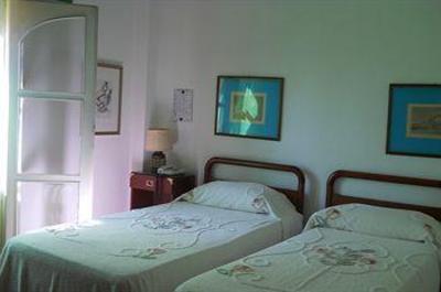 фото отеля Arathena Rocks Hotel