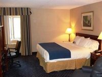 Holiday Inn Express Des Moines Drake University