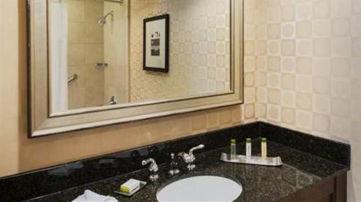 фото отеля Doubletree Hotel Omaha-Downtown
