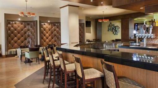 фото отеля Doubletree Hotel Omaha-Downtown
