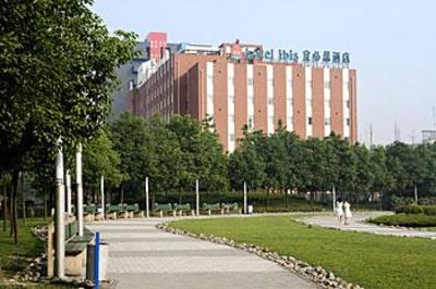 фото отеля Ibis Hotel (Chengdu Yongfeng)